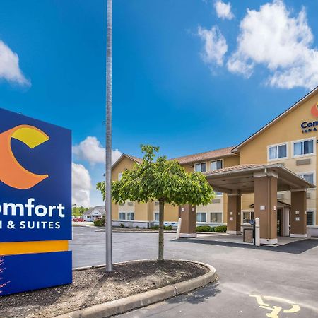 Comfort Inn & Suites Fairborn Near Wright Patterson Afb Exterior foto